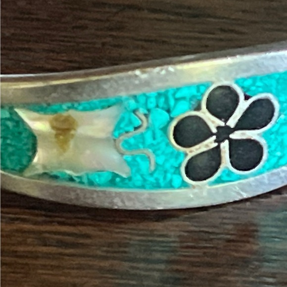 Mexican Alpaca Hinged Bracelet (small wrist) - Picture 2 of 10
